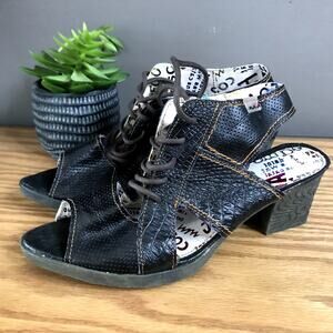 TMA Eyes & MAiA Lace Up Sandals Leather Mid Heels Womens Size 9
